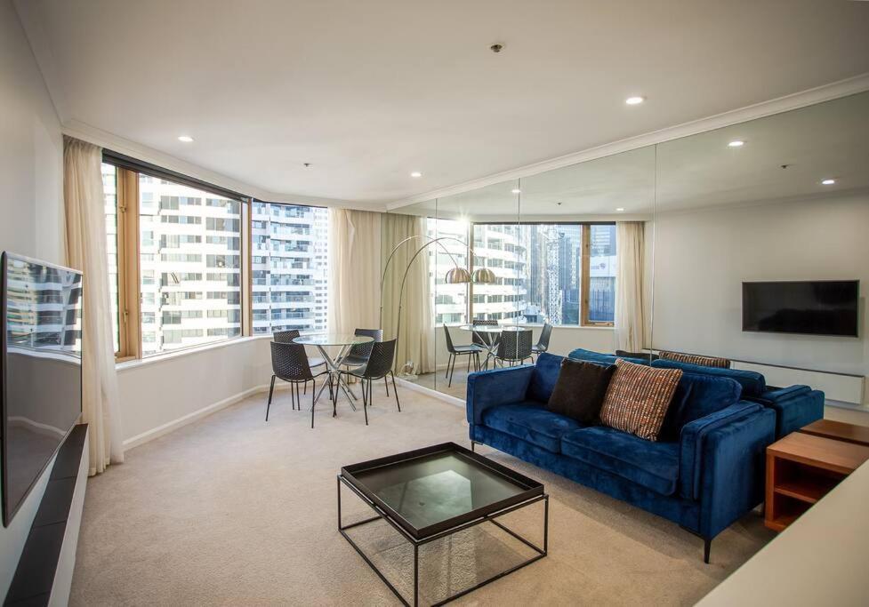 Premium One Bedroom - Near Circular Quay 1301 Self- Catering